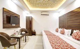 Hotel Devrana Delhi